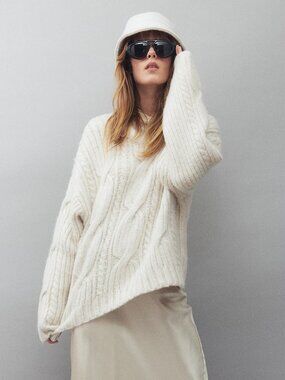 NWT H&M Ivory White Poly Wool Blend Chunky Cable Knit Crew Neck Sweater, Size M